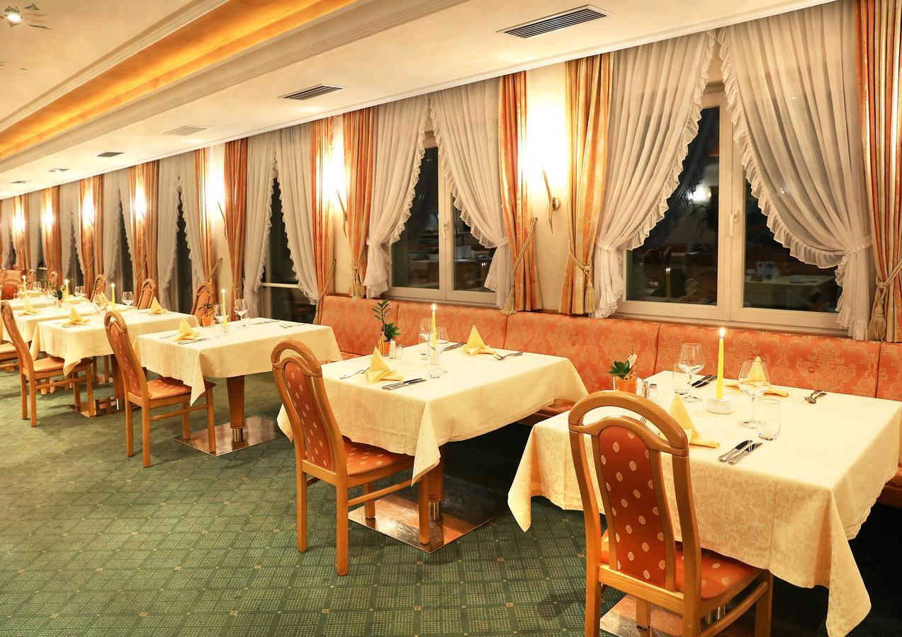 Hotel Maria Theresia Силандро Экстерьер фото